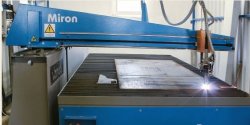  CNC pálící stroj Vanad MIRON